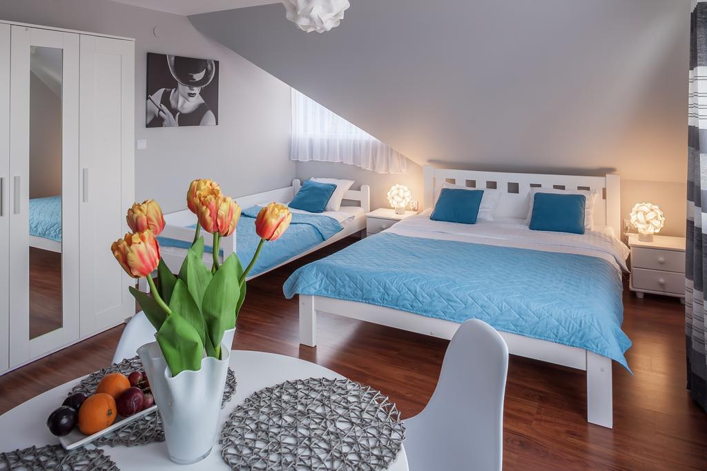 Villa Marta Augustów Exteriör bild
